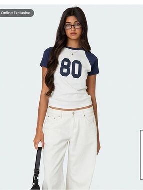 EDIKTED 80s Raglan Tee